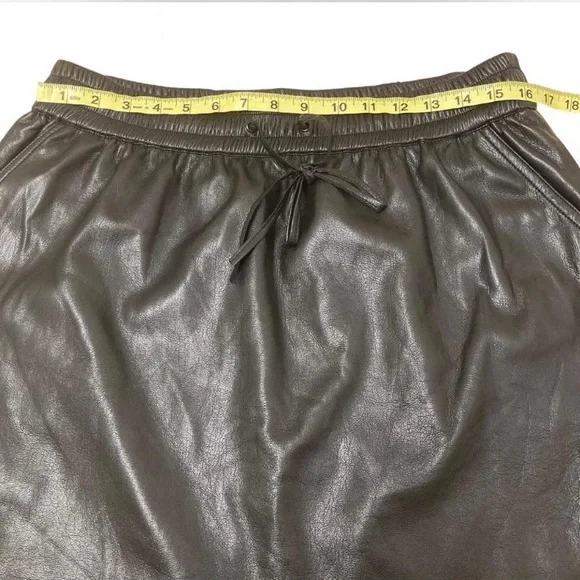 Good American Better Than Leather Faux Leather Mini Skirt, Summer Women’s Size 4 - Picture 6 of 7